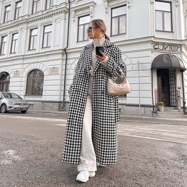 Women’s Oversized Houndstooth Wool-Blend Long Coat – Classic Elegance