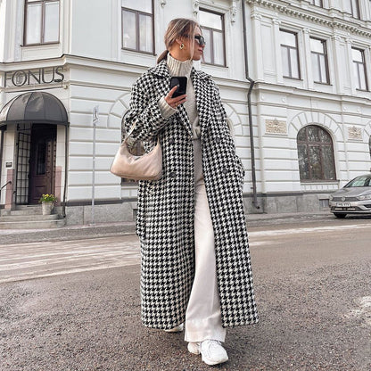 Women’s Oversized Houndstooth Wool-Blend Long Coat – Classic Elegance