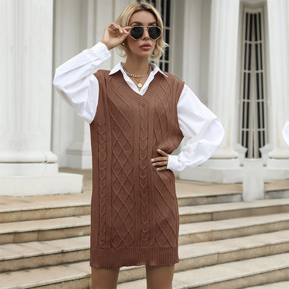 Women’s Sleeveless Knit Sweater Dress – Cable Knit V-Neck Vest Dress